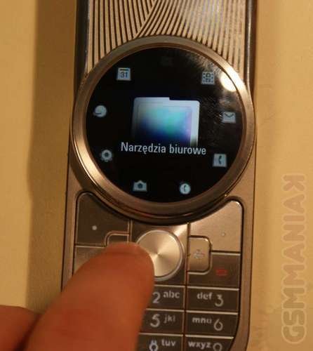 motorola-aura-16