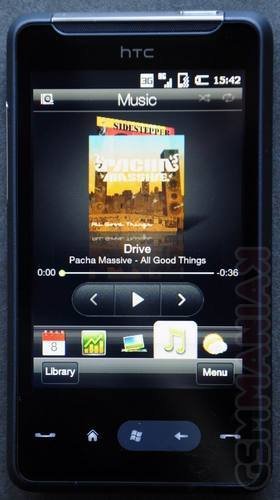 komorkomaniak_htc_hd_mini_system_muzyka