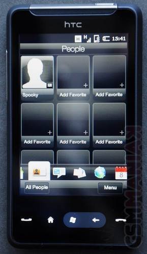 komorkomaniak_htc_hd_mini_system_znajomi