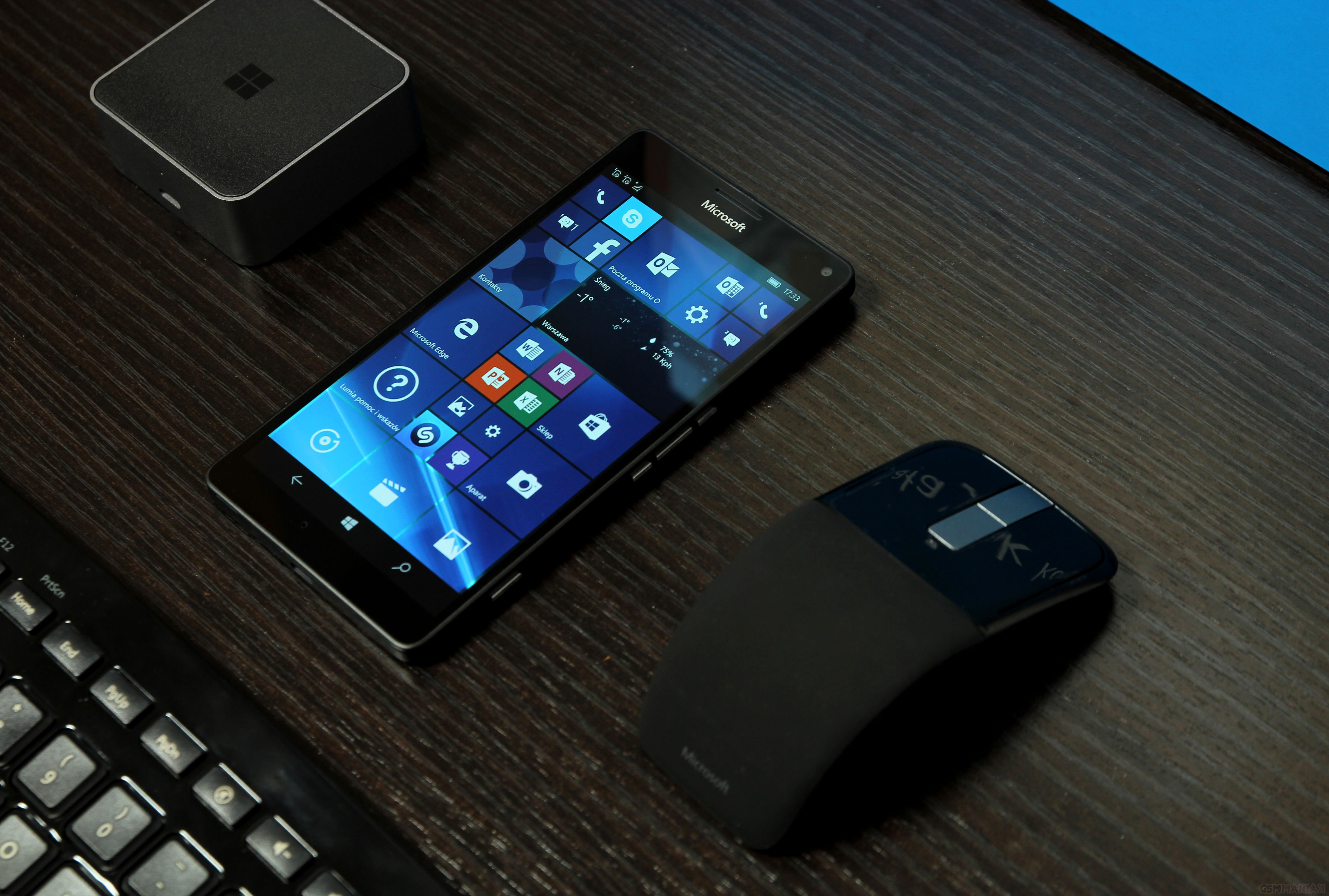 Seria Lumia Umiera Co Dalej Ze Smartfonami Microsoftu Gsmmaniak Pl