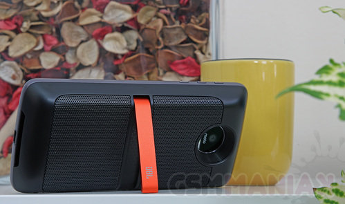 Lenovo Moto Z i Moto Mod JBL SoundBoost / fot. gsmManiaK.pl