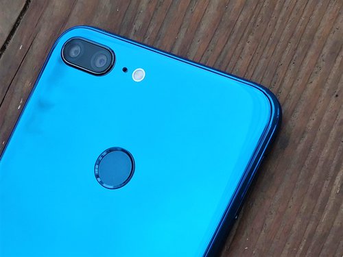 Honor 9 lite / fot. gsmManiaK.pl