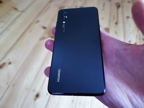 Huawei P20 / fot. gsmManiaK.pl