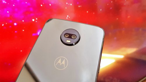 Moto Z3 Play / fot. gsmManiaK.pl 