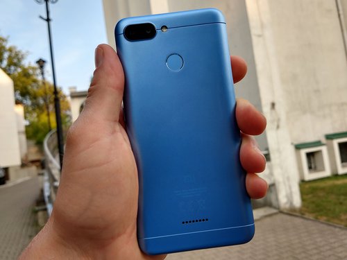 Xiaomi Redmi 6 / fot. gsmManiaK.pl 