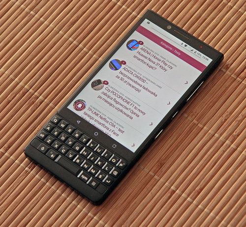 BlackBerry KEY2 / fot. gsmManiaK.pl