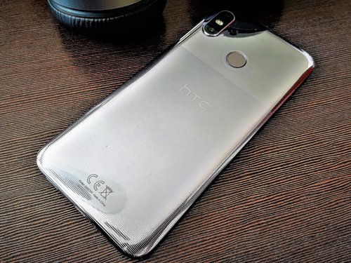 HTC U12 life / fot. gsmManiaK.pl 