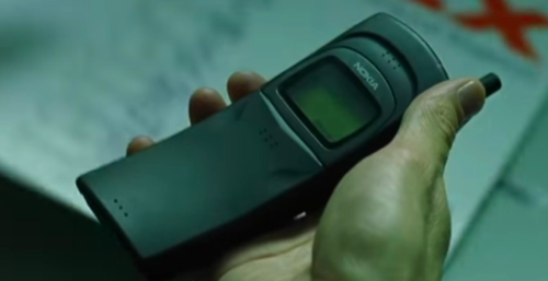 Nokia 8810/fot. Warner Bros