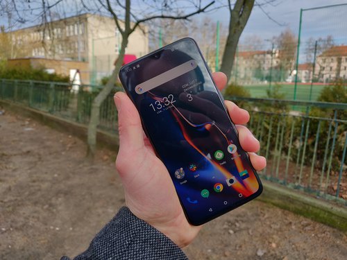 OnePlus 6T / fot. gsmManiaK.pl