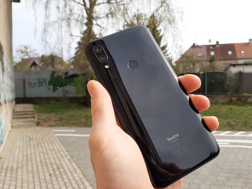 Redmi 7 / fot. gsmManiaK.pl