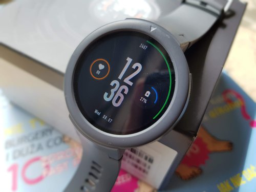 Amazfit Verge Lite z bliska / fot. techManiaK