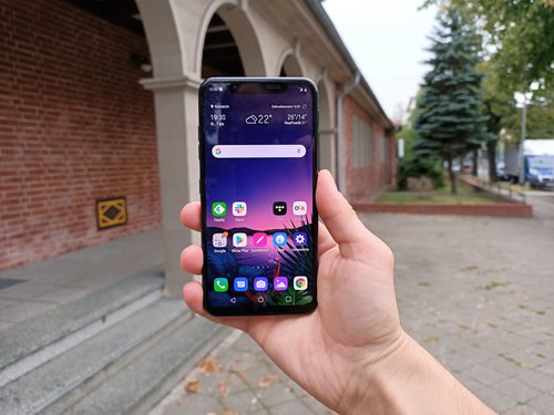 LG G8S ThinQ / fot. gsmManiaK.pl