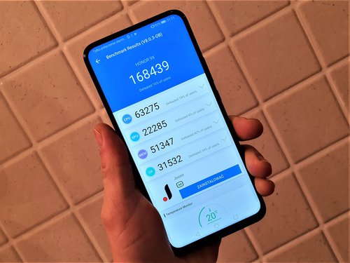 Honor 9X / fot. gsmManiaK.pl