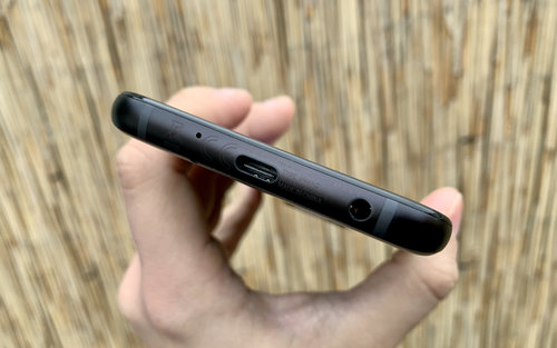 Motorola One Zoom