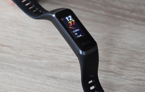 Huawei Band 4 / fot. techManiaK