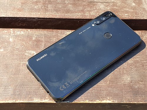 Huawei P40 Lite E / fot gsmManiaK.pl 