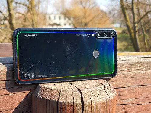 Huawei P40 Lite E / fot gsmManiaK.pl 
