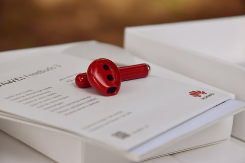 Huawei FreeBuds 3: budowa słuchawki / fot. techManiaK