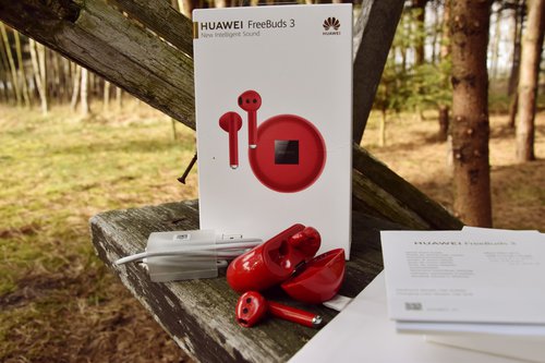 Huawei FreeBuds 3: zestaw / fot. techManiaK