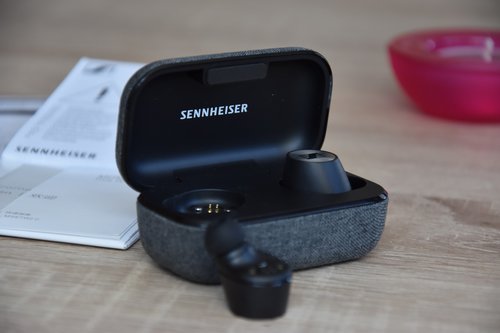 Sennheiser Momentum True Wireless 2 / fot. techManiaK