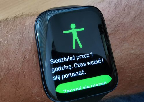 Oppo Watch: przypomnienie o aktywności / fot. techManiaK