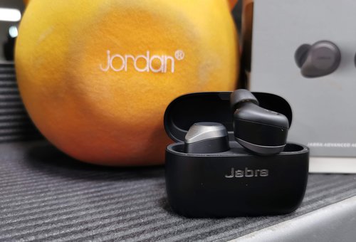 Jabra Elite 85t / fot. techManiaK