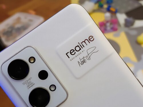 realme GT 2