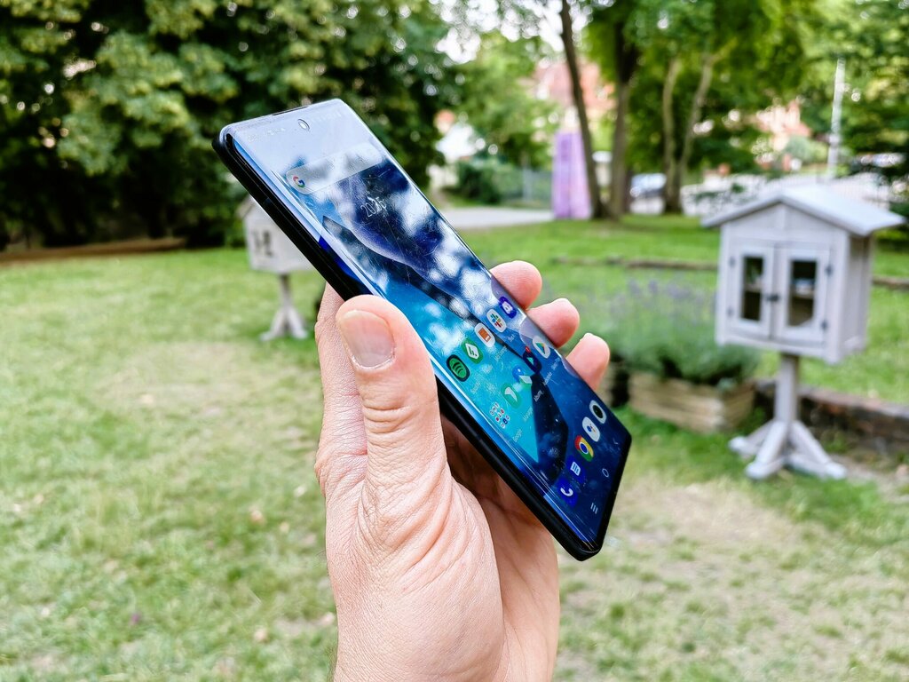 Test vivo X80 Pro z fantastycznym aparatem. Warto kupić?