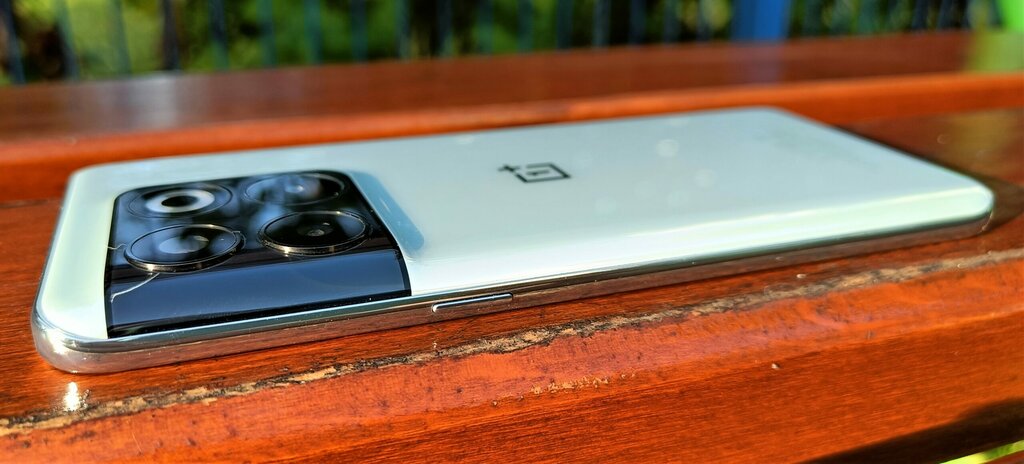 OnePlus 10T