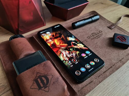 Asus ROG Phone 7