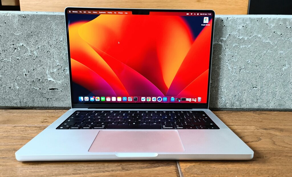 MacBook Pro 14