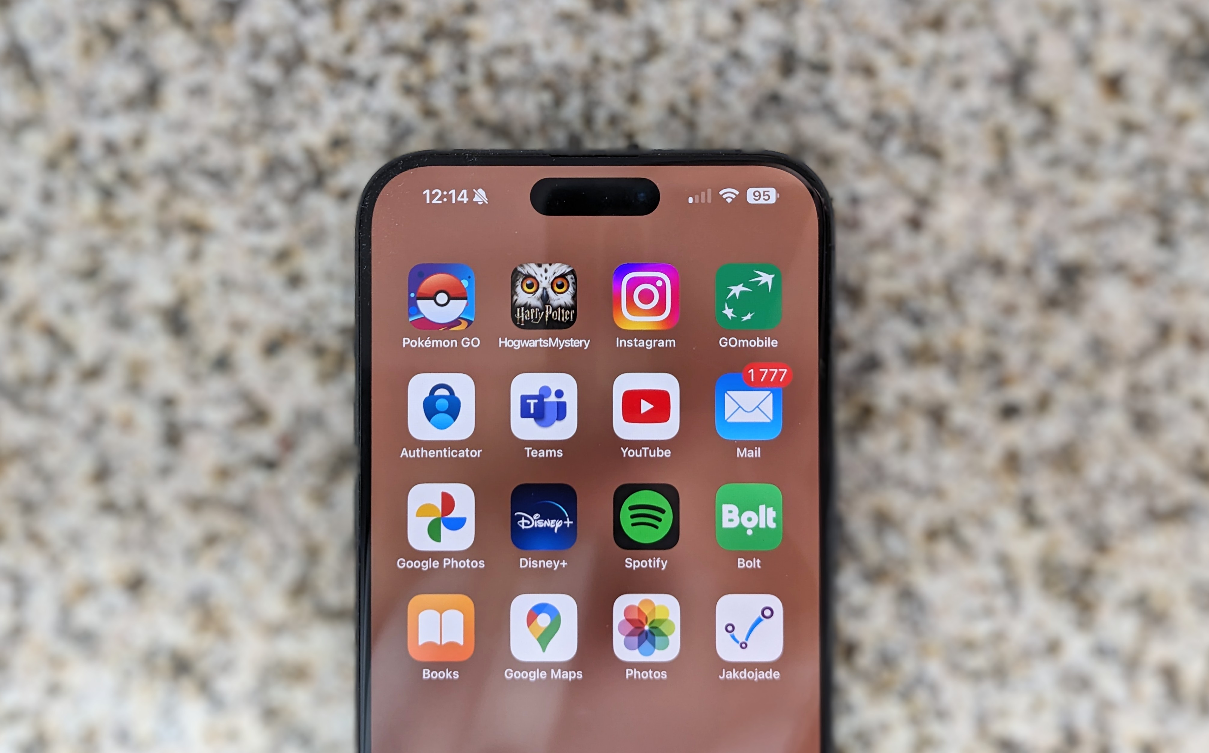 Testowałem iPhone 15 Pro Max przez 2 miesiące. Oto moja recenzja ideału dla leniwych