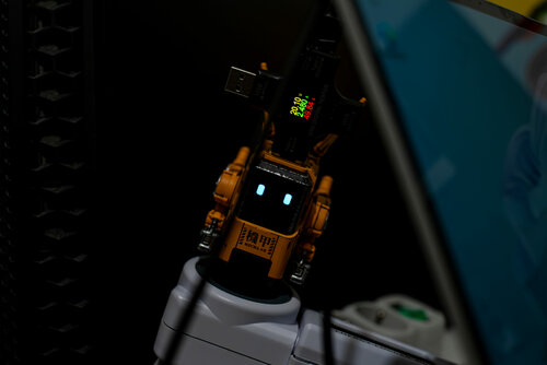 Ładowarka GravaStar Alpha65