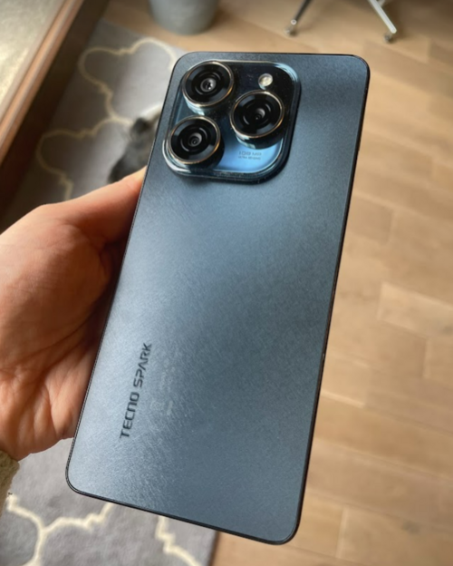 Tecno Spark 20 Pro/ fot. gsmManiaK