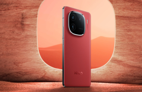 The iQOO 12 Anniversary Edition is a very cheap flagship phone with no drawbacks
