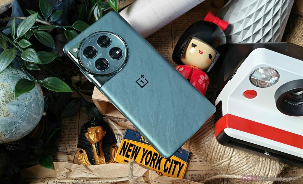 OnePlus 12