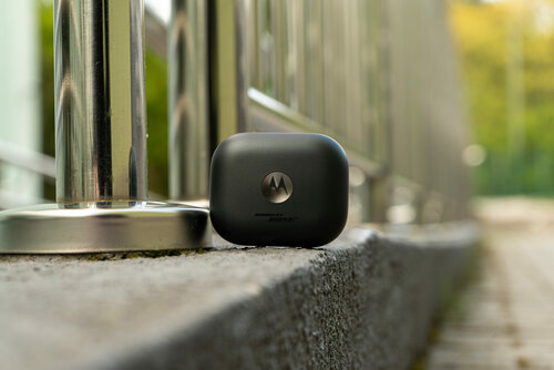 Motorola moto buds+