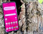 Czy warto kupić telefon od operatora, który ociera się o ideał? Test T-Mobile T Phone 2 Pro