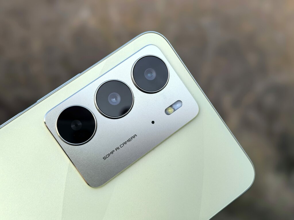 5600 mAh, 24* GB RAM, IP69 i masa AI. Taki jest śmiesznie tani realme, który już niebawem trafi do polskich sklepów