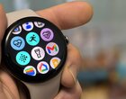 Jak strzelać sobie w kolano, to od razu z dubeltówki. Oto pierwszy smartwatch popularnego producenta, którego nie uratuje nawet aparat