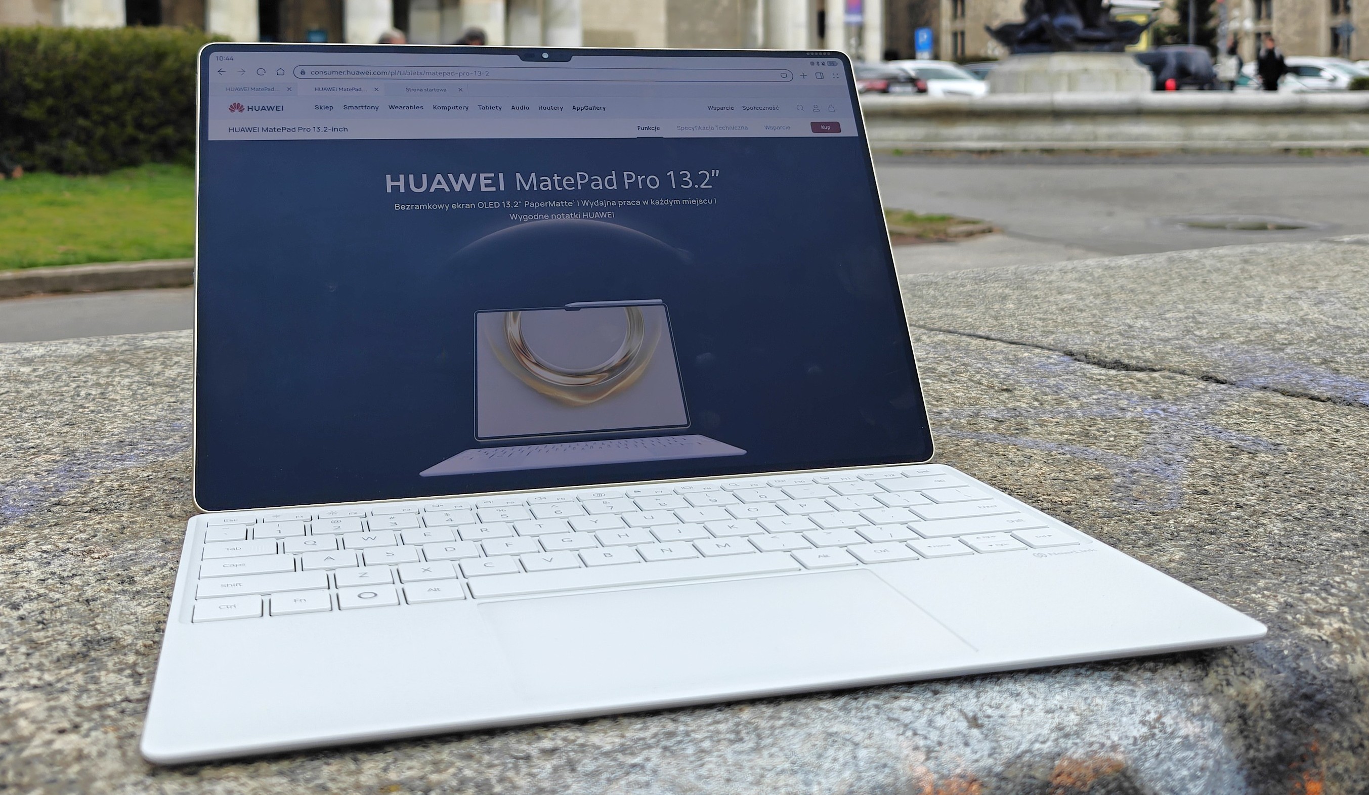 Ten tablet Huawei zastąpi Ci laptopa! Teraz 1200 zł taniej oraz rysikiem i klawiaturą w prezencie