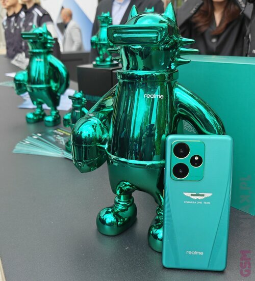 realme GT 7 Dream Edition powstał we współpracy z we współpracy z Aston Martin Aramco F1