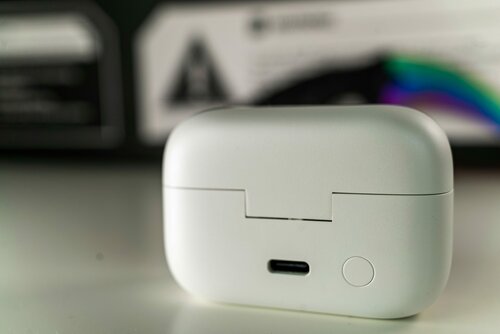 soundcore AeroClip