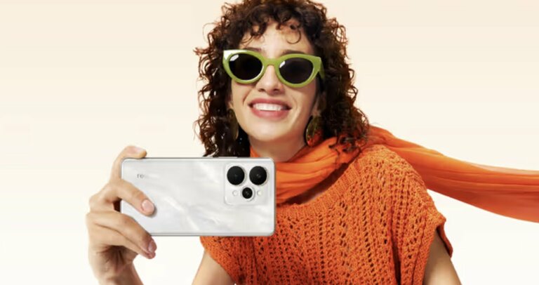 realme 15
