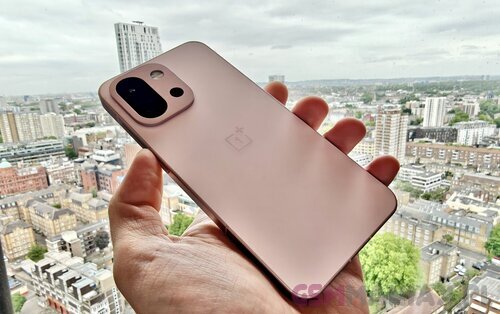OnePlus 13s