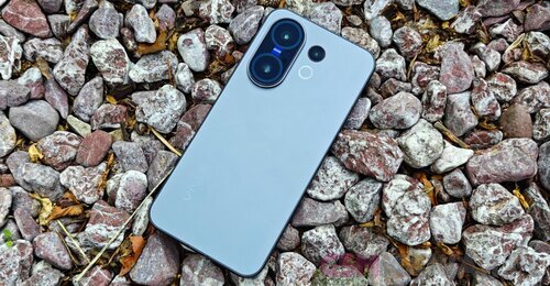 vivo X200 FE