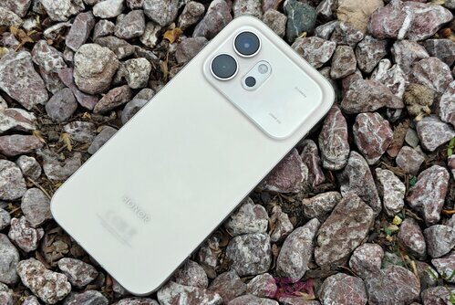 Honor 600