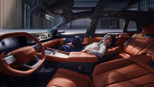 AUDI E7X