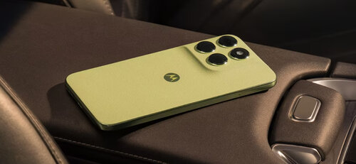 Motorola Moto G67