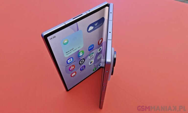 Samsung Galaxy Z Fold 8